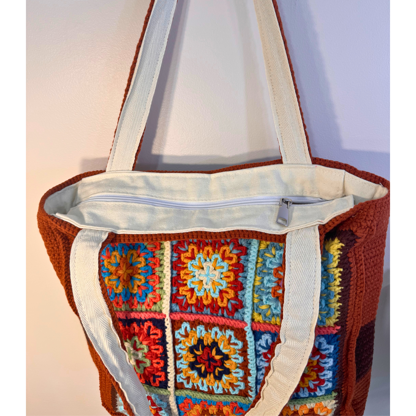 Sienna Granny Square Tote 🍂