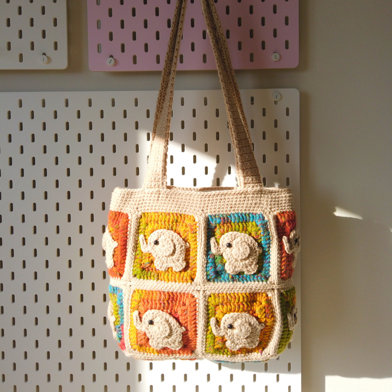Ellie Elephant Shoulder Bag