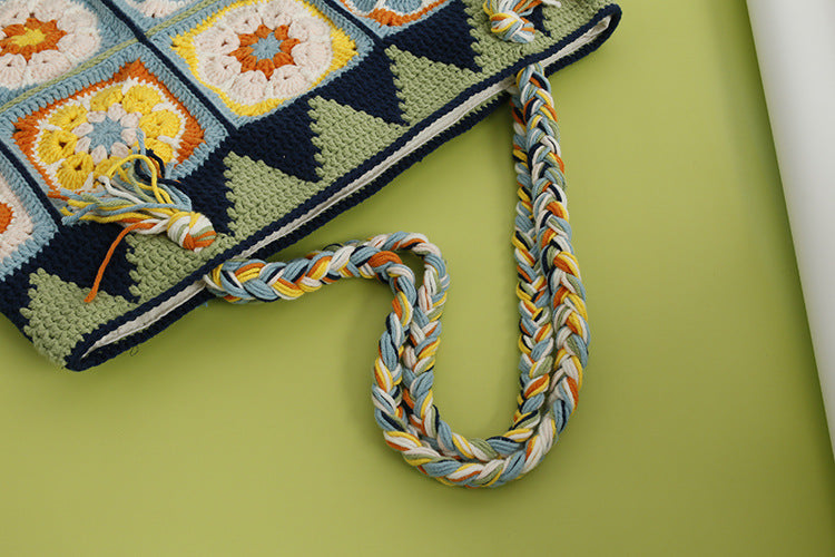 Boho Crochet Tote Bag – 16 Patchwork Flowers