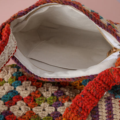 Diamond lattice crochet bag
