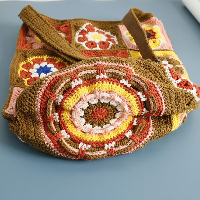Boho Crochet Shoulder Bag – 18 Patchwork Flowers