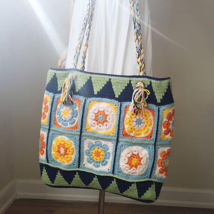 Boho Crochet Tote Bag – 16 Patchwork Flowers